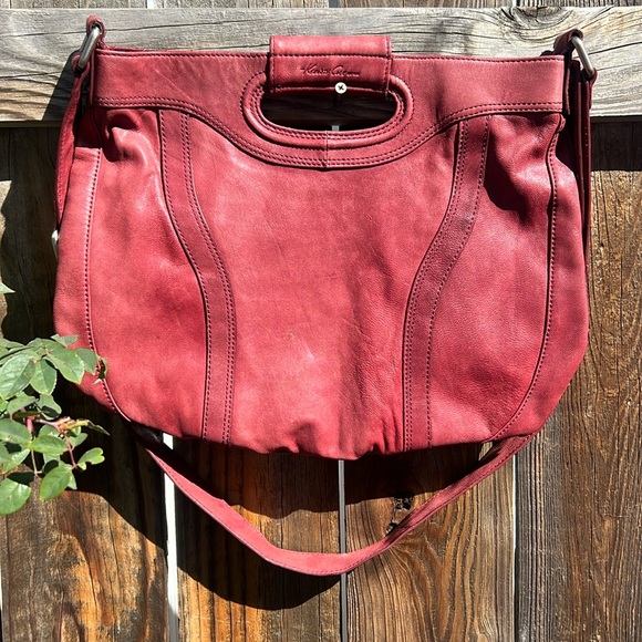 KENNETH COLE NEW YORK LEATHER CROSSBODY BAG.❤️ - Picture 1 of 17